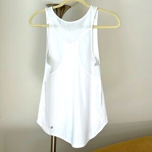 🅰️ Lululemon Athletica - White 'Sheer Mesh' Tank